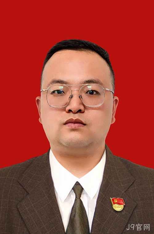 罗鹏飞
